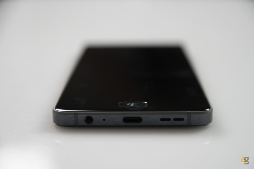 recensione-blackberry-motion