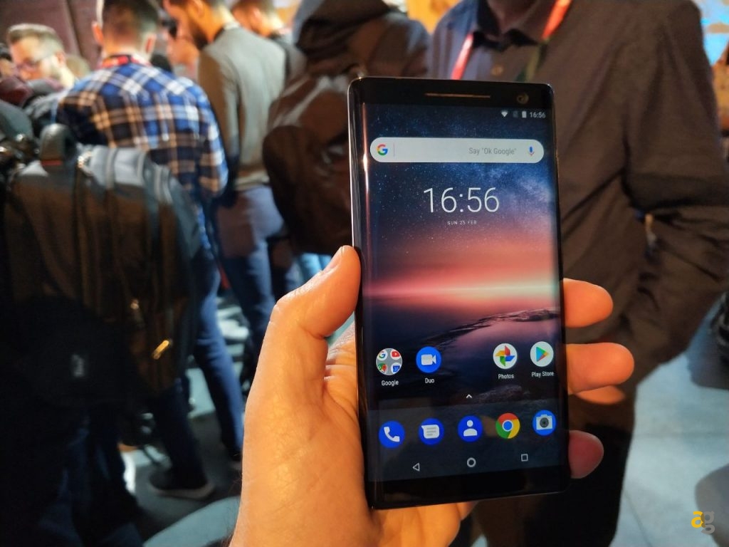 nokia-annuncia-un-8110-nokia-8-7-6