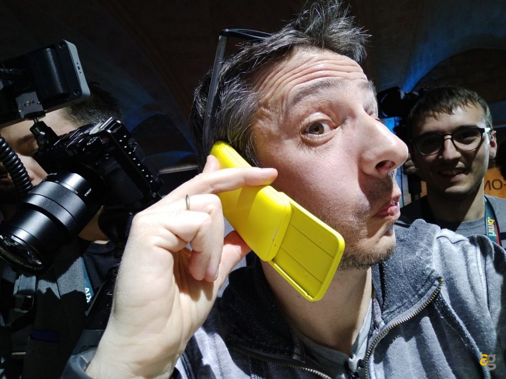 nokia-annuncia-un-8110-nokia-8-7-6