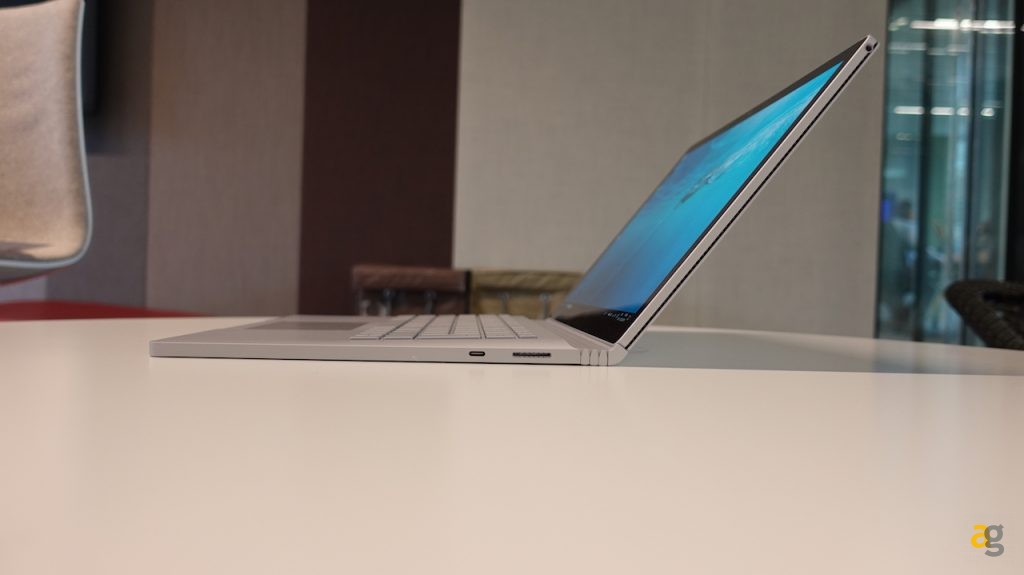 surface-book-2-microsoft