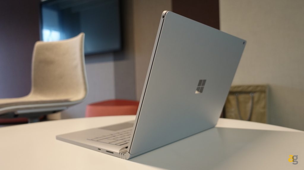 surface-book-2-microsoft