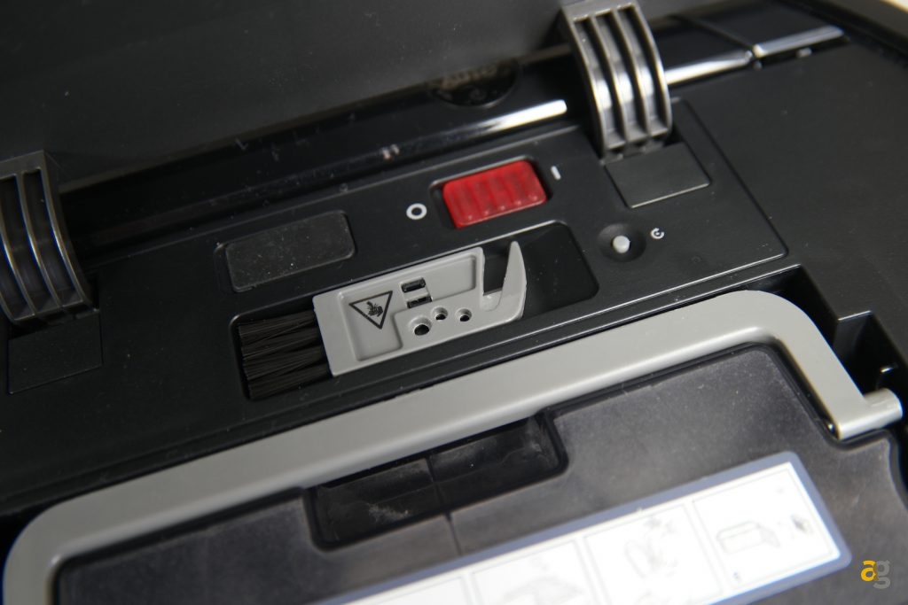 recensione-ecovacs-ozmo-930