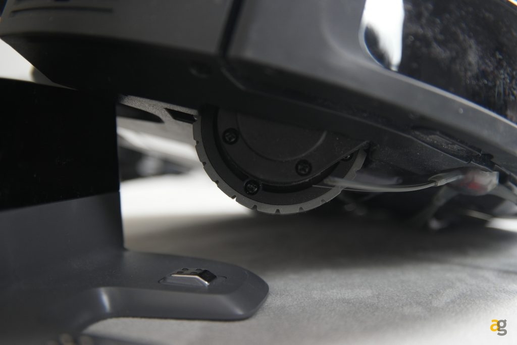 recensione-ecovacs-ozmo-930