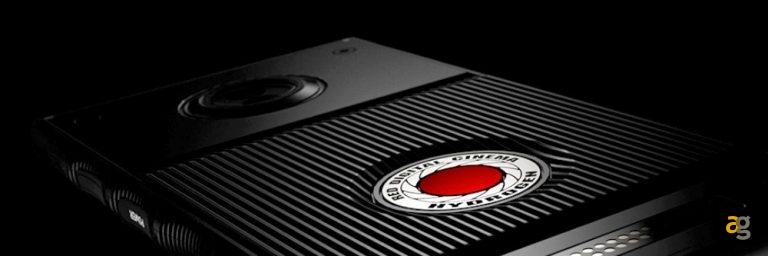 1000-red-hydrogen-one-closeup_1499370109