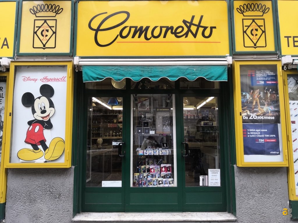 confronto-oneplus-6-s9-plus-sony-xz2-lg-g7-p20-pro-honor-10