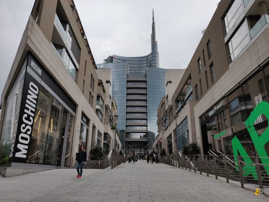 confronto-fotografico-s9plus-iphonex-p20pro-op6-honor10-lgg7