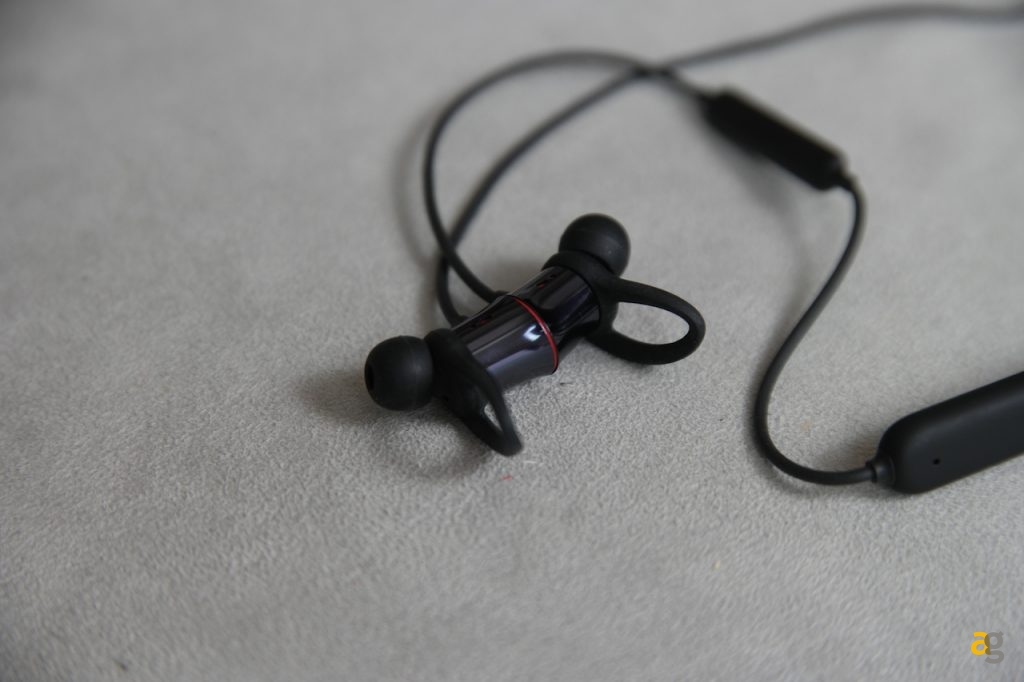 recensione-cuffie-wireless-oneplus-bullets-wireless