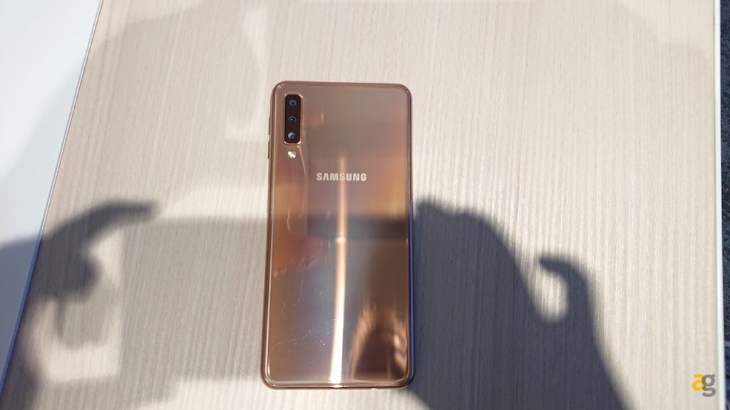 anteprima-samsung-galaxy-a7-2018