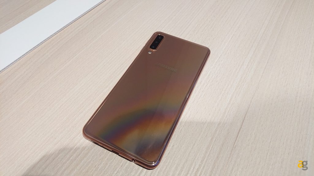 anteprima-samsung-galaxy-a7-2018