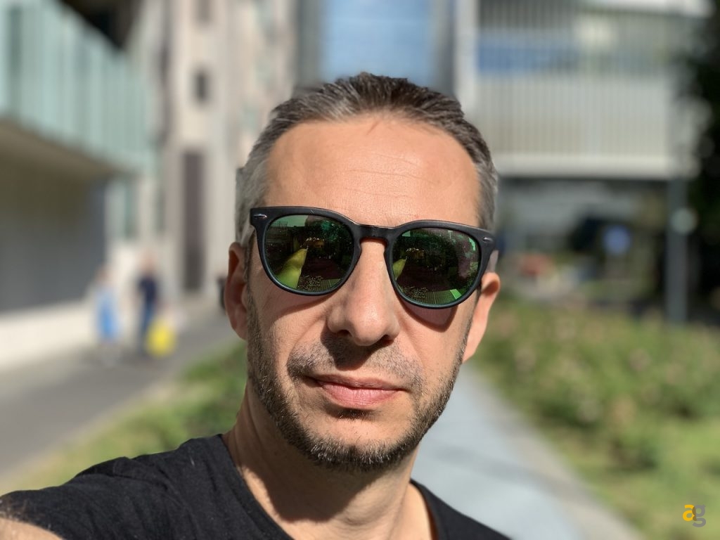 confronto-iphone-xs-max-vs-galaxy-s9-plus