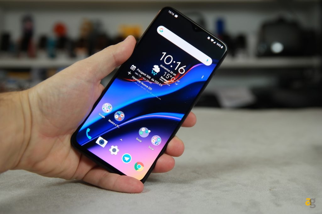 recensione-oneplus-6t