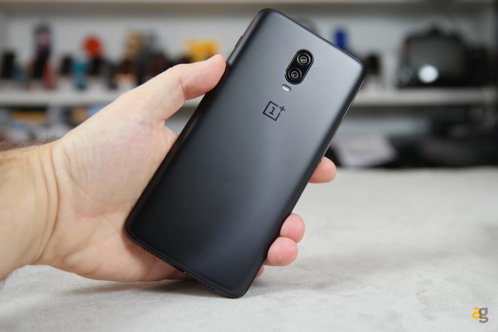 recensione-oneplus-6t