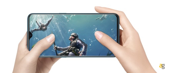 oppo-a7-base-gamma-ma-con-carattere-200e