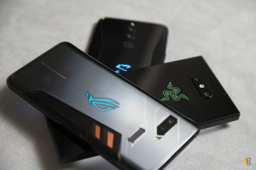 confronto-gaming-phone-rog-razer-black-shark