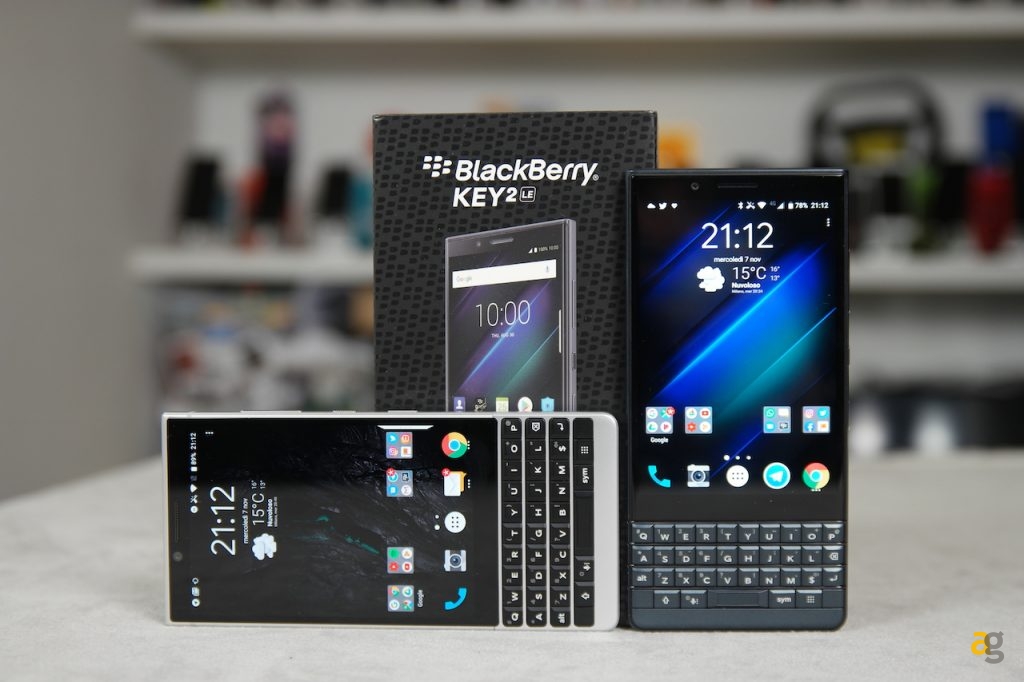 recensione-blackberry-key2-le-confronto-key2