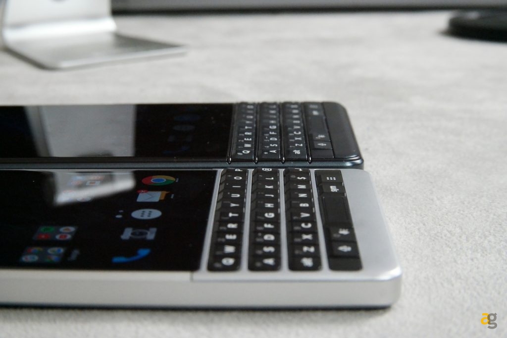 recensione-blackberry-key2-le-confronto-key2