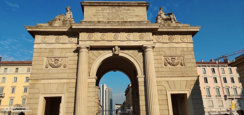 recensione-nubia-x-con-due-display