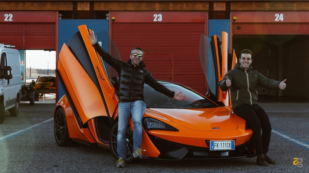 recensione-oneplus-6t-mclaren