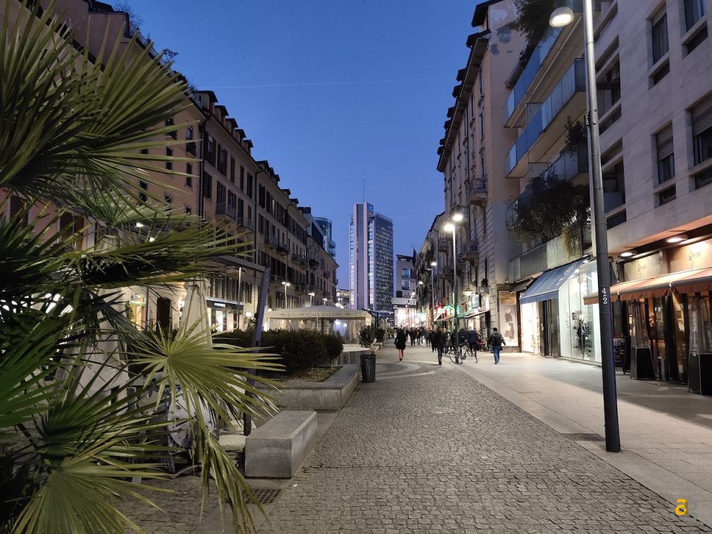 recensione-vivo-nex-dual-display