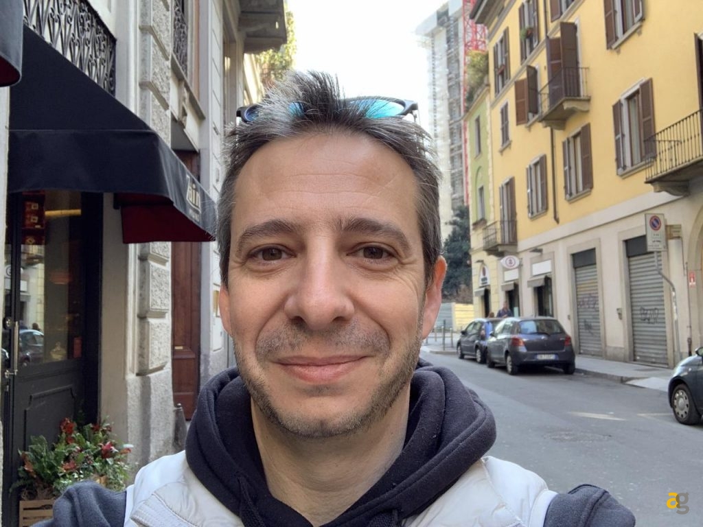 confronto-galaxy-s10-plus-vs-iphone-xs-max-vs-mate-20-pro