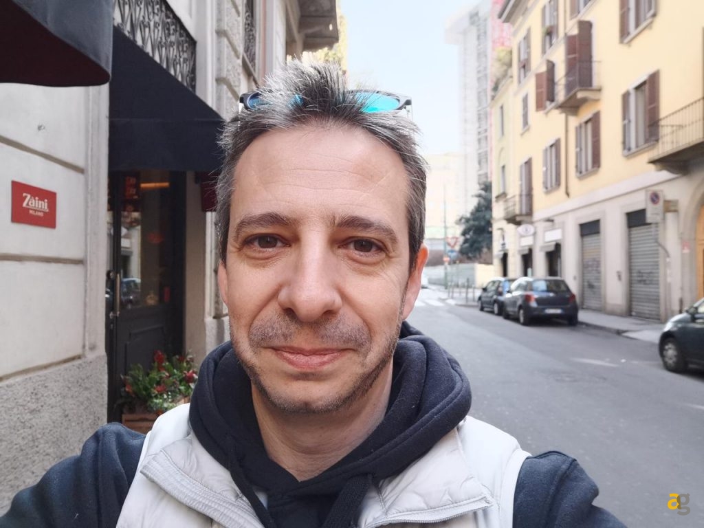 confronto-galaxy-s10-plus-vs-iphone-xs-max-vs-mate-20-pro