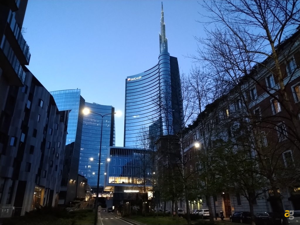 recensione-sony-xperia-10-plus