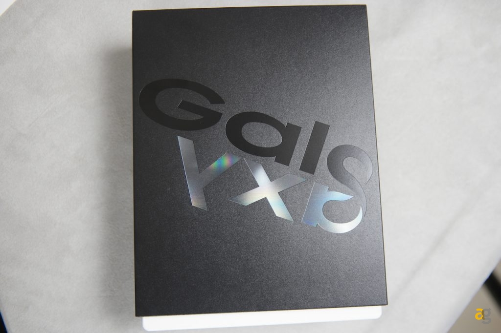 unboxing-galaxy-fold-anteprima-specifiche-prezzo
