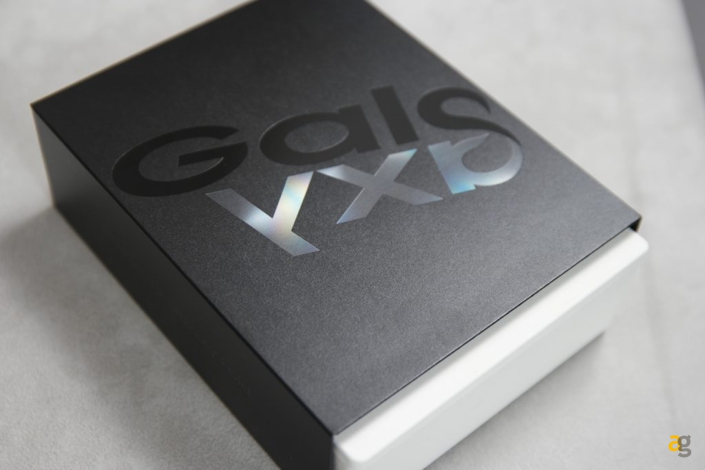 unboxing-galaxy-fold-anteprima-specifiche-prezzo