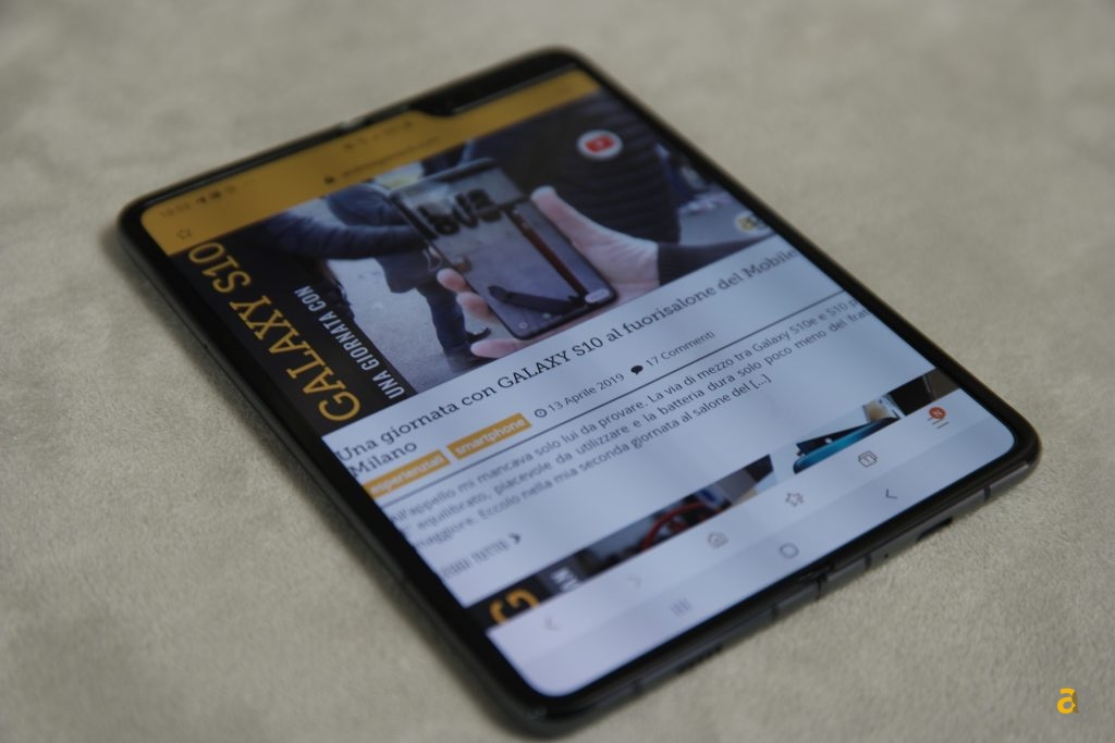 unboxing-galaxy-fold-anteprima-specifiche-prezzo