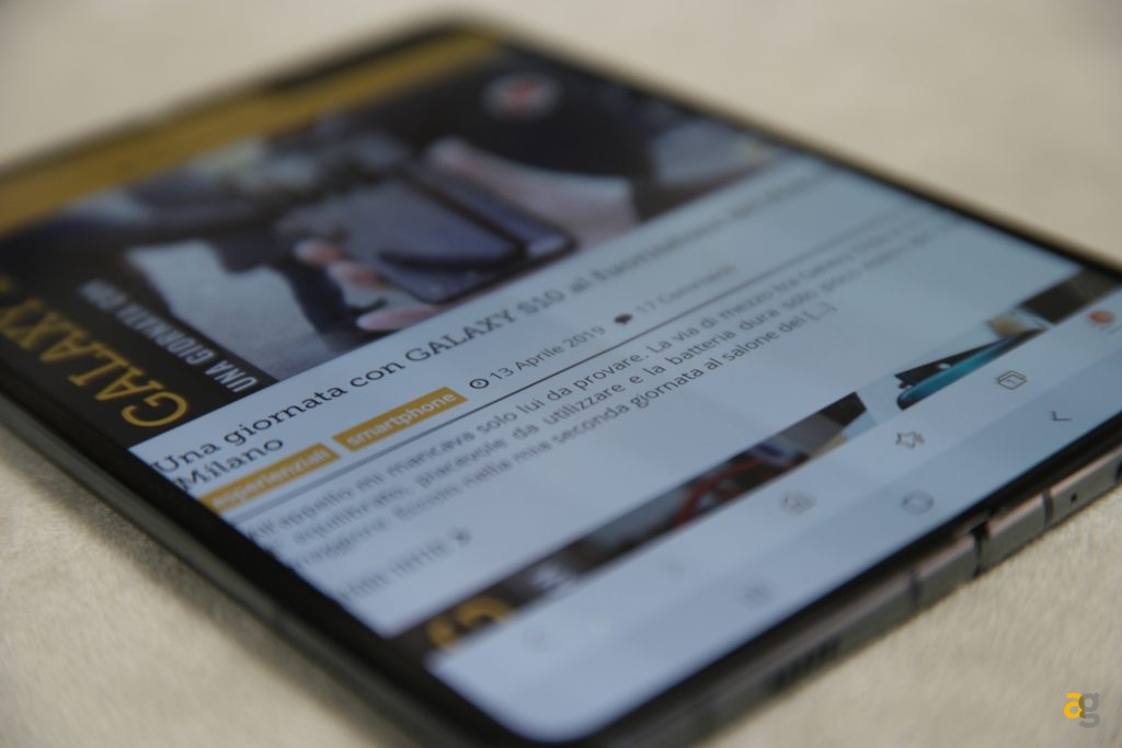unboxing-galaxy-fold-anteprima-specifiche-prezzo