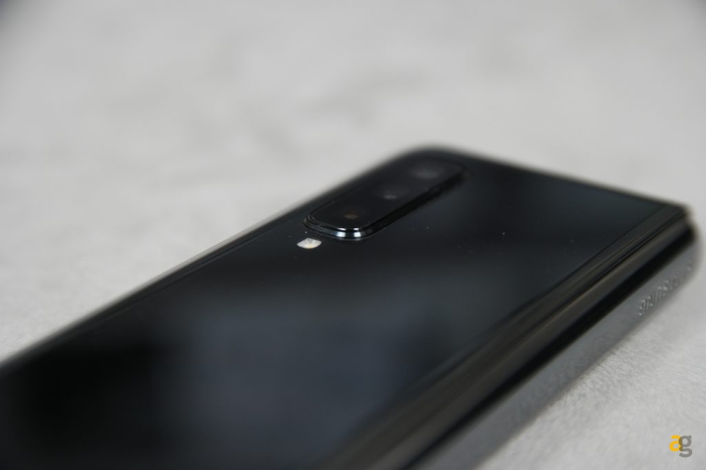 unboxing-galaxy-fold-anteprima-specifiche-prezzo