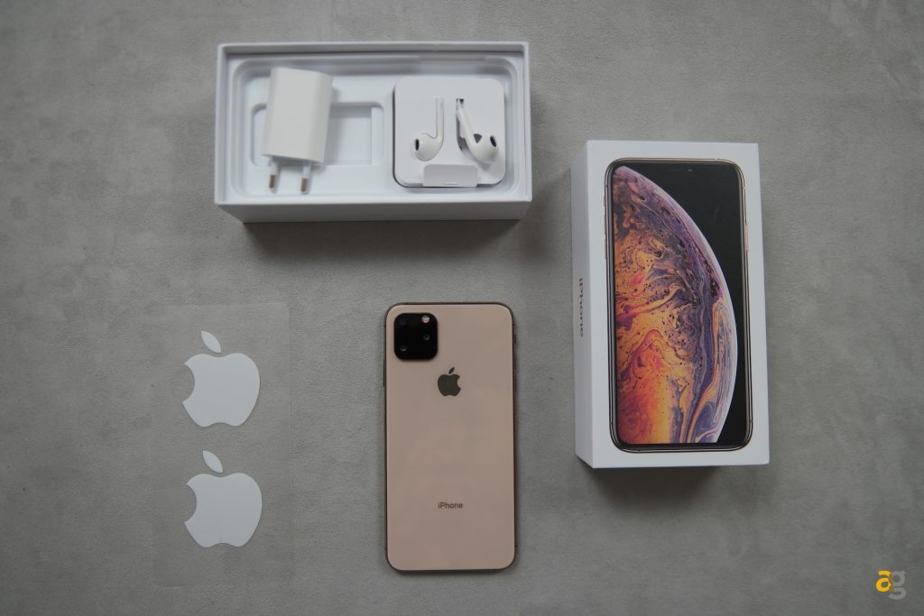unboxing-iphone-11-clone-ecco-come-sara