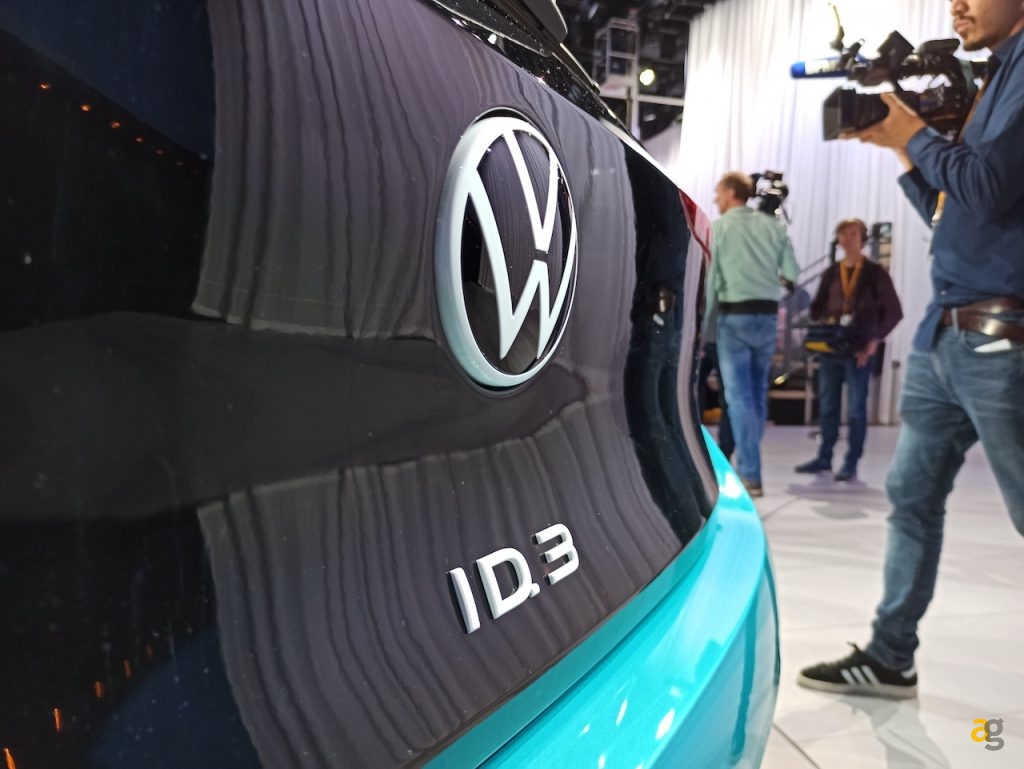 volkswagen-id-3-anteprima-specifiche-prezzi-autonomia