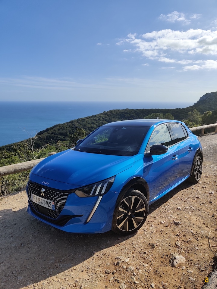 peugeot-208-elettrica-benzina-e-diesel-prova-su-strada