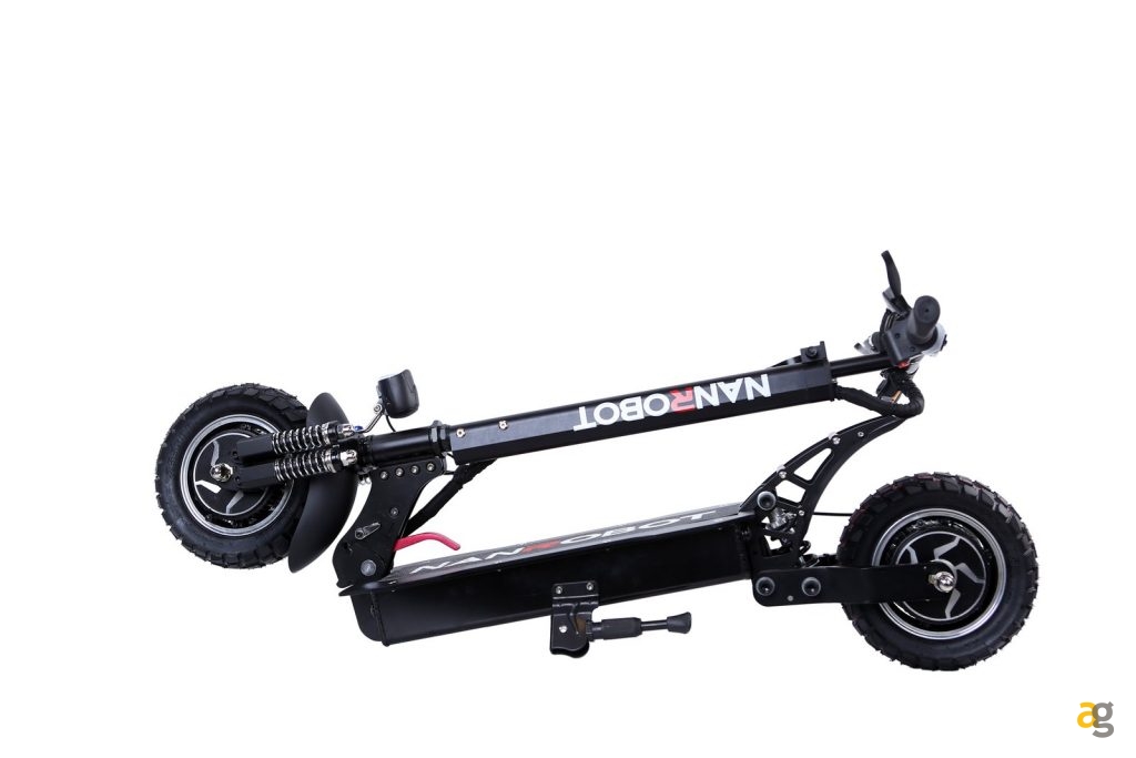 recensione-monopattino-da-2000-watt-e-60-km-h