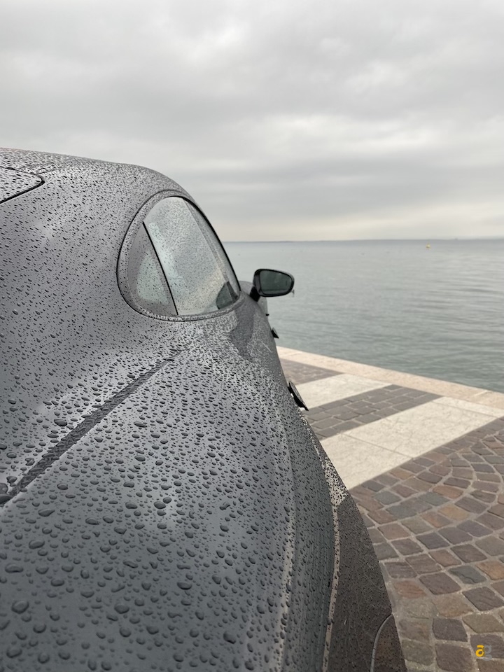 la-tecnologia-di-porsche-taycan-100-elettrica