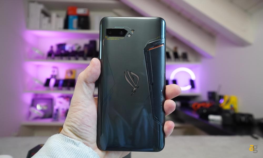 recensione-asus-rog-phone-2