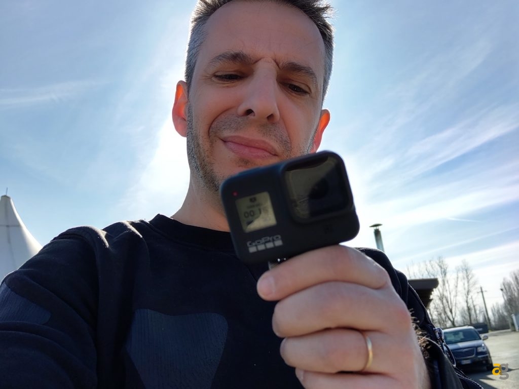 razr-motorola-display-pieghevole