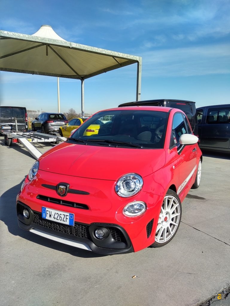 razr-motorola-display-pieghevole