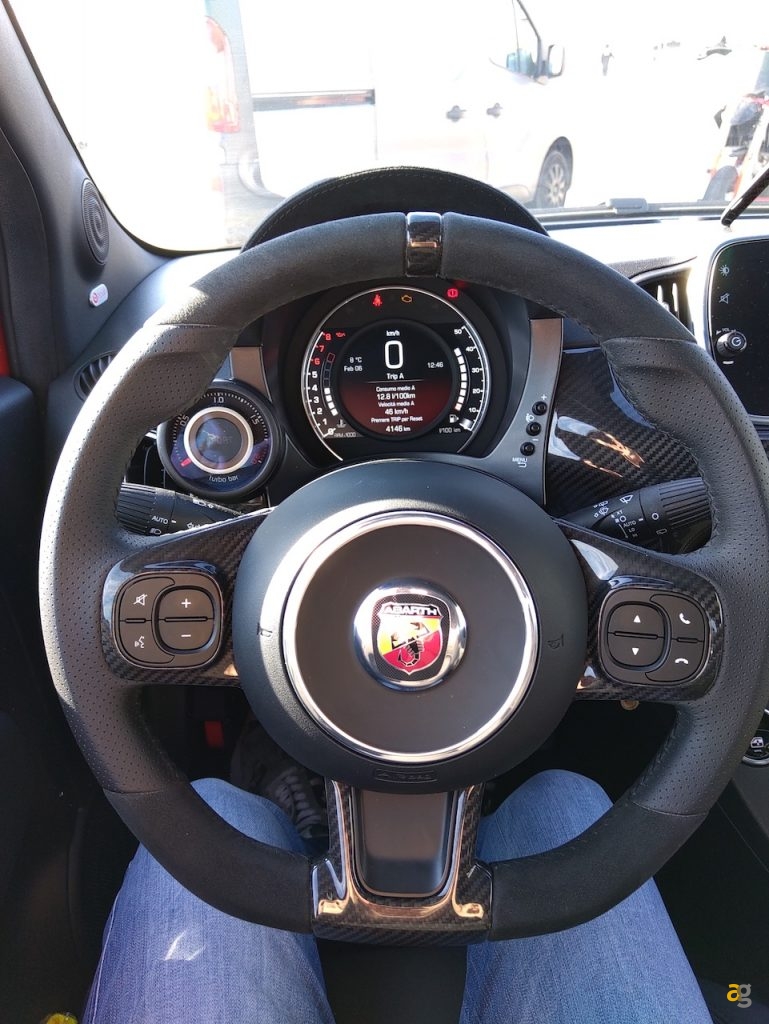 razr-motorola-display-pieghevole