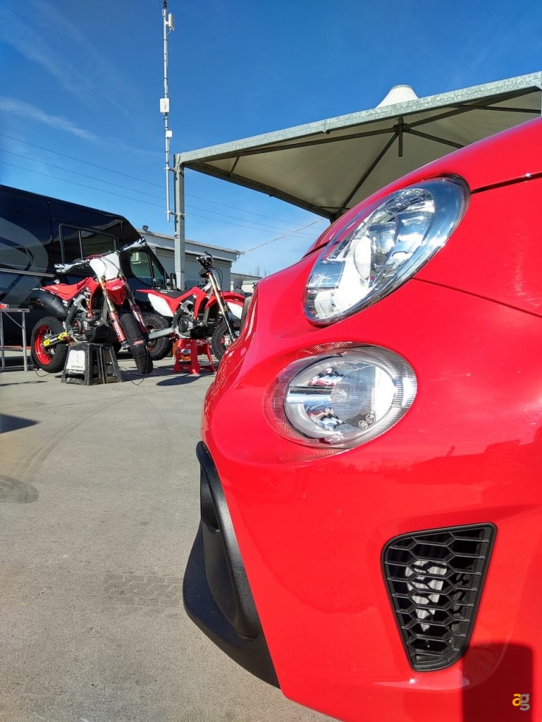 razr-motorola-display-pieghevole