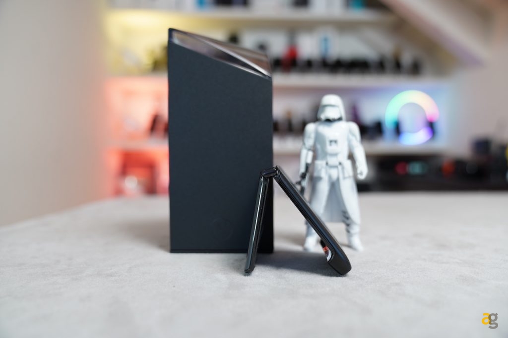 razr-motorola-display-pieghevole