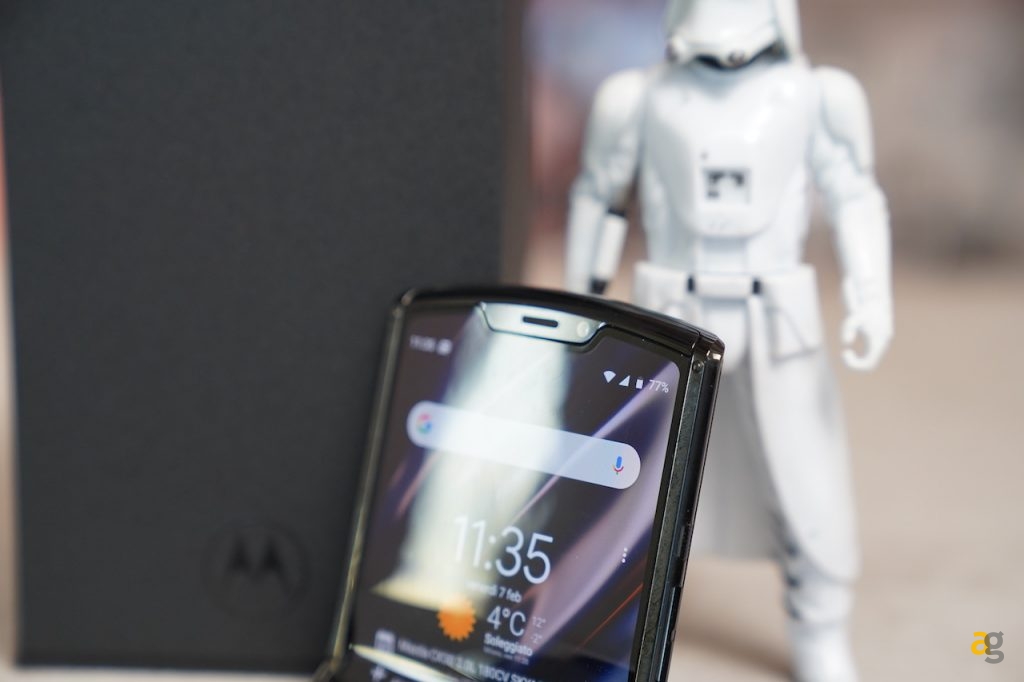 razr-motorola-display-pieghevole