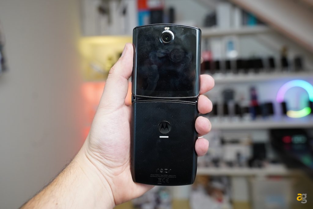 razr-motorola-display-pieghevole