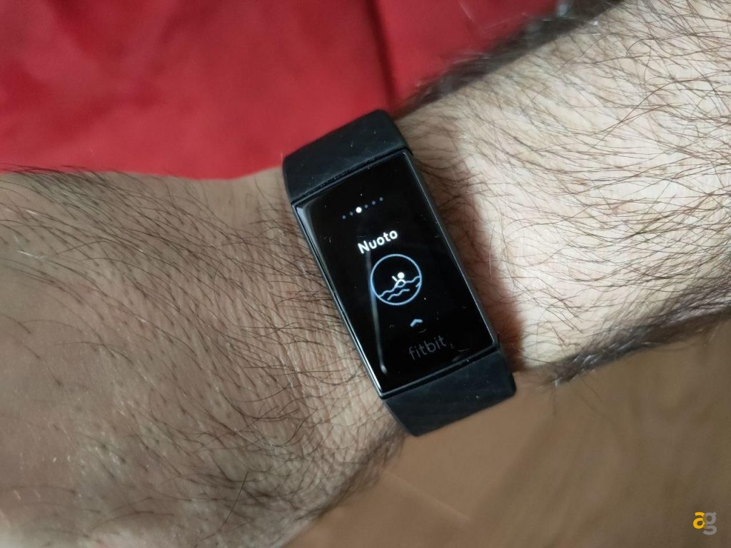 recensione-fitbit-charge-4