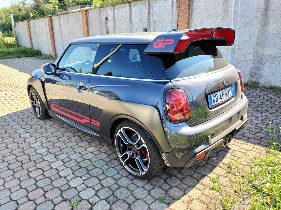 recensione-asus-rog-phone-3-strix