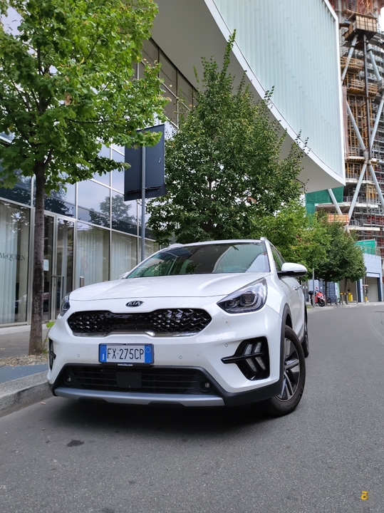 recensione-tcl-10-5g