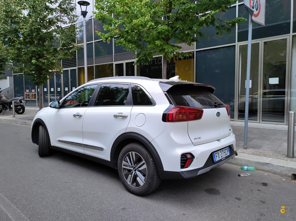 recensione-tcl-10-5g