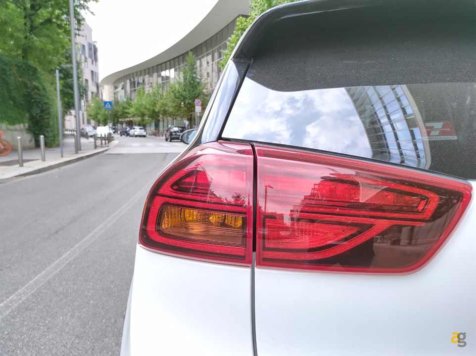 recensione-tcl-10-5g