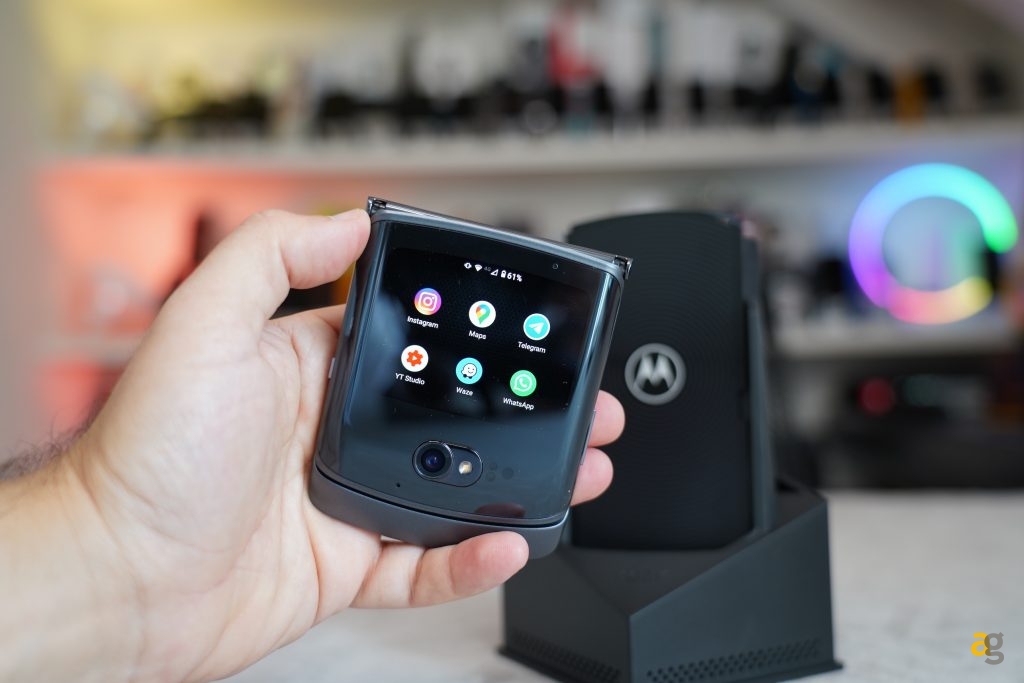 recensione-motorola-razr-5g